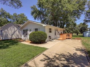 1403 Eisenhower Rd, Mascoutah, IL 62258