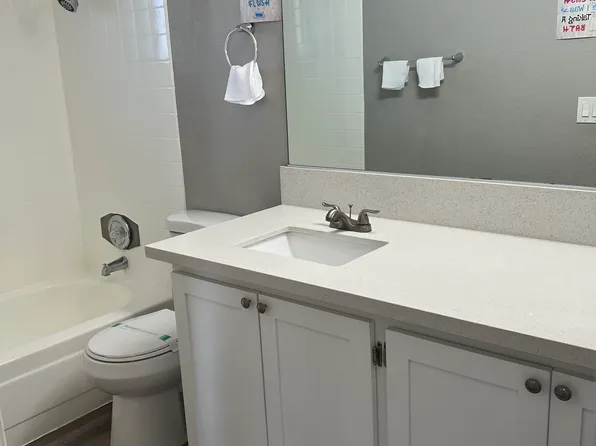 6420 Casada Way #2, Las Vegas, NV 89107