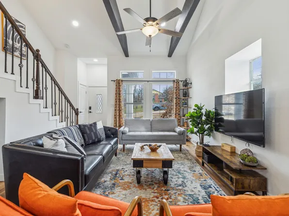403 Dogie Trl, Oak Pt, TX 75068
