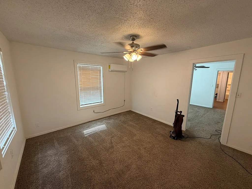 1 bed, 1.0 bath, 602 sqft, $1,350 — Photo 3