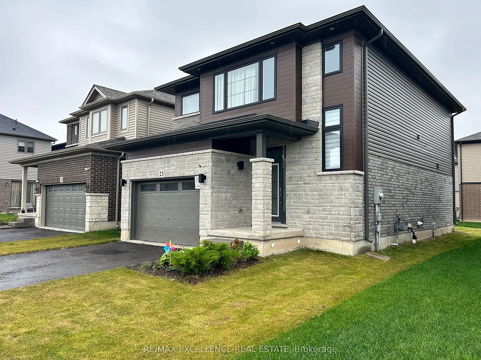 3 bed, $2,699 — Photo 3