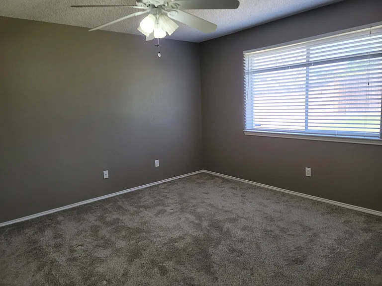 10416 Morning Dew St — Photo 21