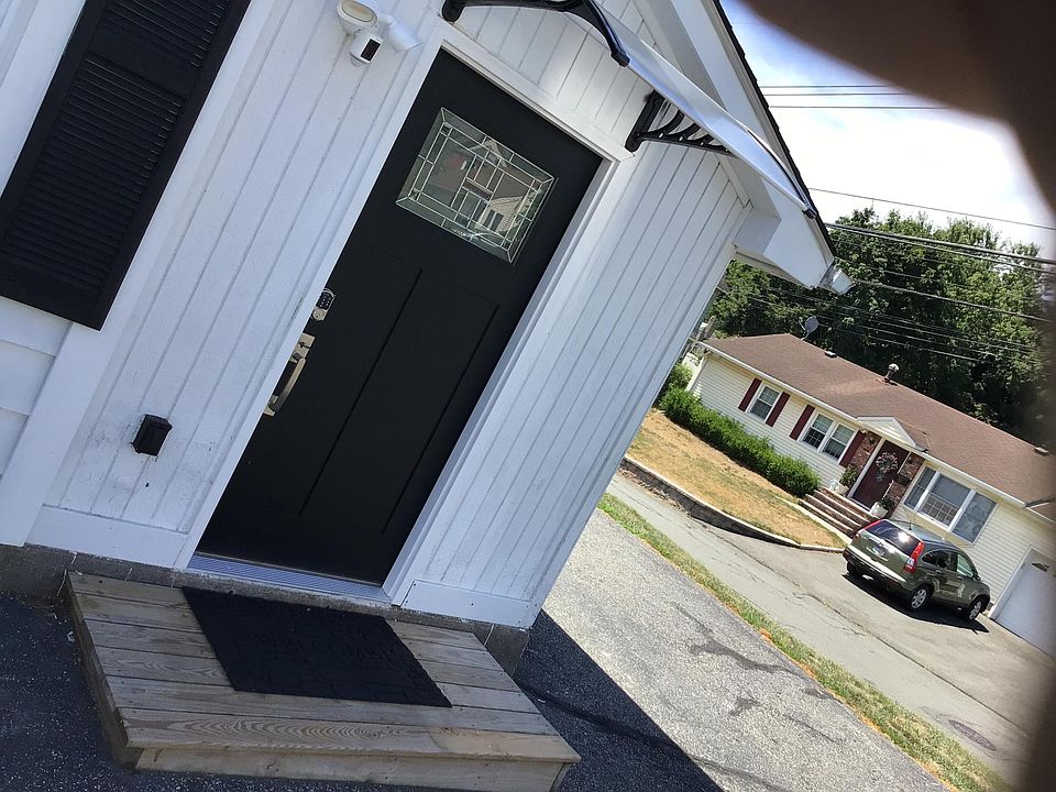 1st image of 14 Allen Ln Front 1-2