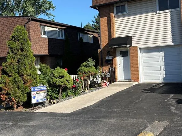 6266 Thornberry Cres, Windsor, ON N8T 3A3