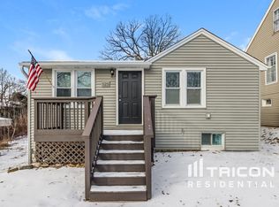 525 Indiana Ave N, Golden Valley, MN 55422