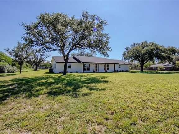 2nd image of 615 E Trant Rd