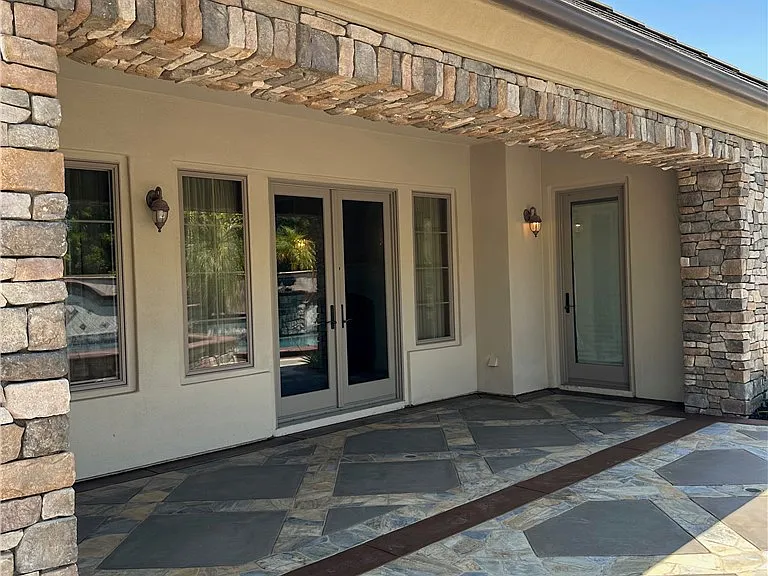 25351 Mustang Dr — Photo 44