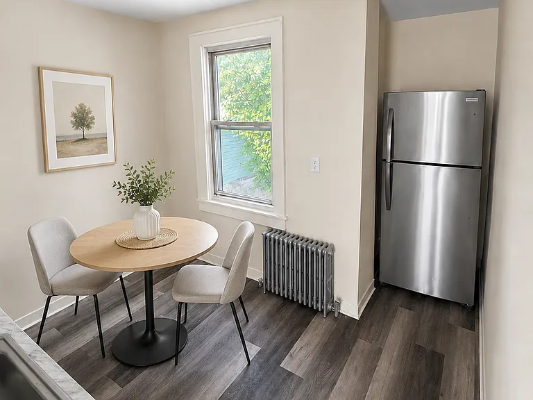 7 Brown Ave #2 — Photo 3