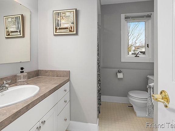 5th image of 5925 Bramalea Ave SE