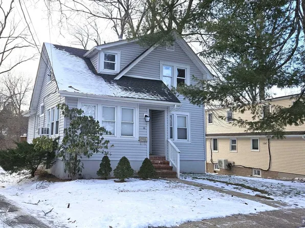 66 Grant Ave, Cresskill, NJ 07626