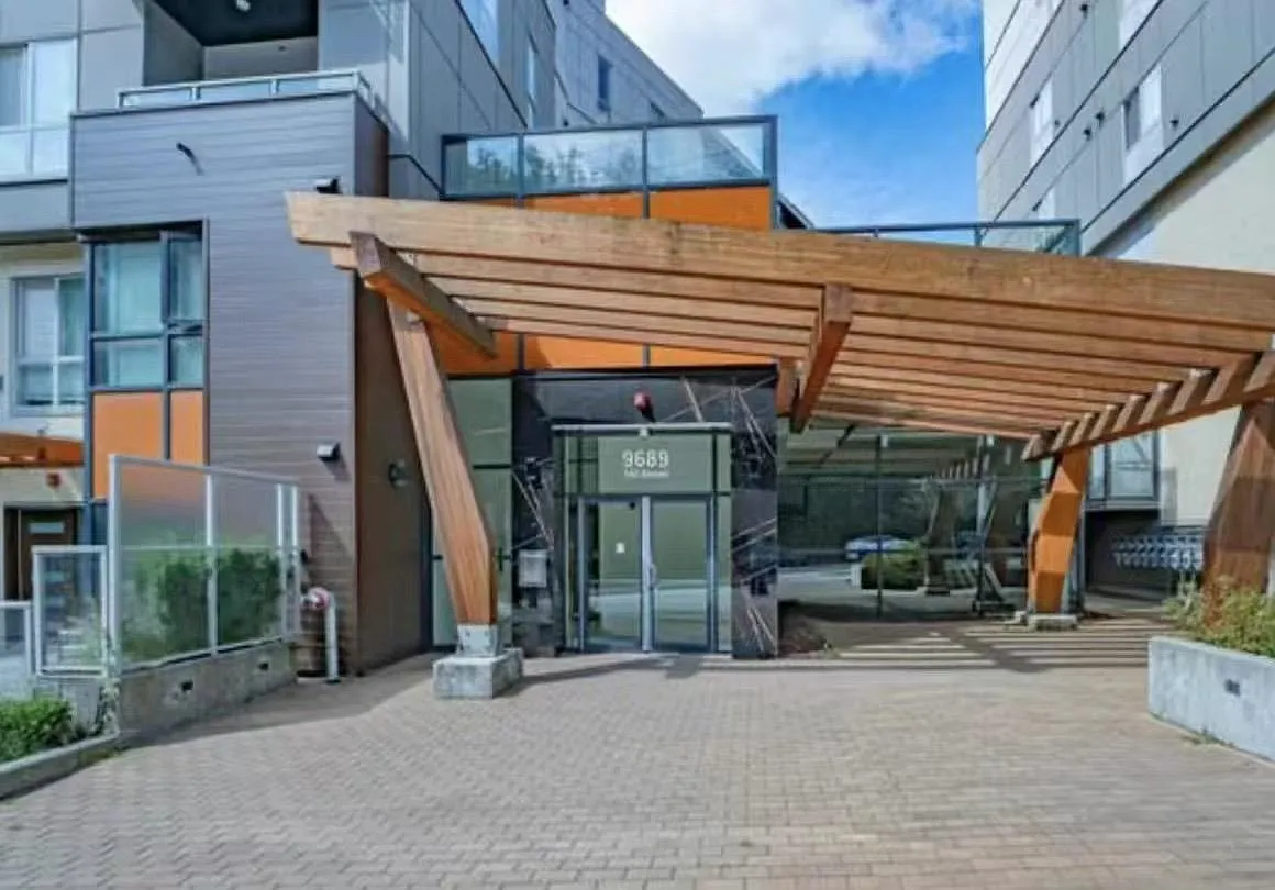 1 bed, 427 sqft, $1,800 — Photo 1