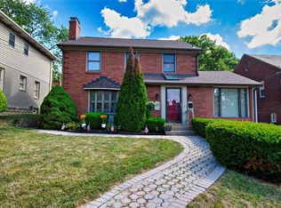 427 Longridge Dr, Pittsburgh, PA 15243