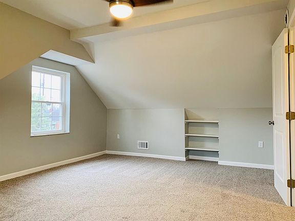 4th image of 4370 Victor Ave