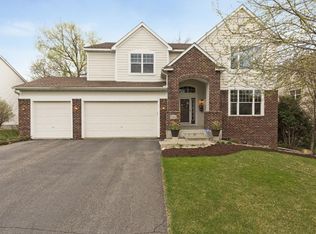 17028 Valley Rd, Eden Prairie, MN 55347