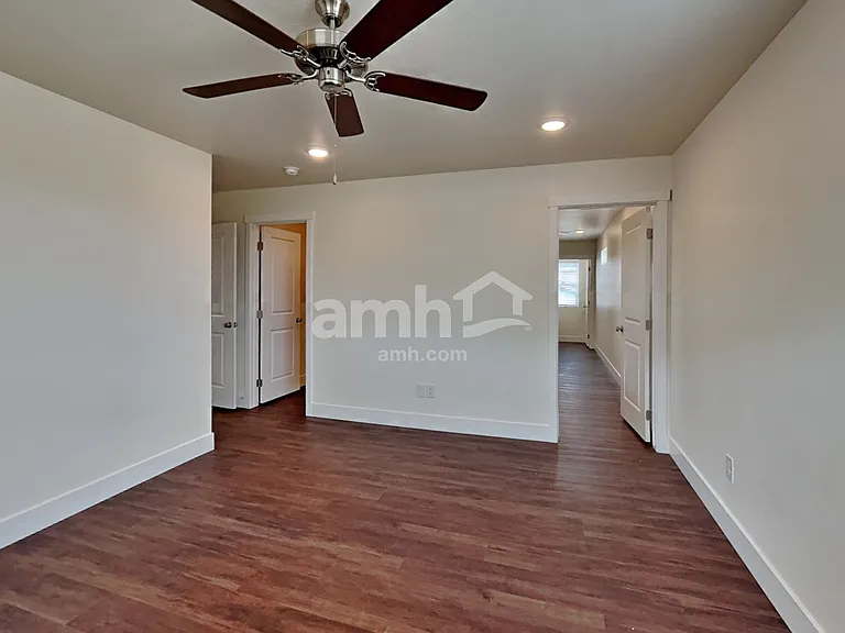 1320 N Alderleaf Ave — Photo 11