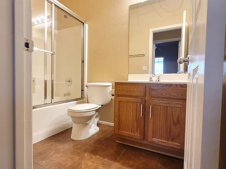 805 S Sycamore St — Photo 20