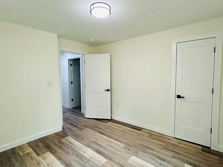 532 E Nelson Ave — Photo 14