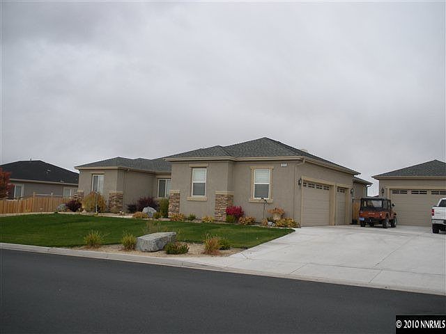 2nd image of 395 Sunset Springs Ln