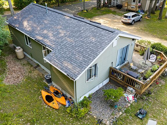 4th image of 2 Roberts Park Rd
