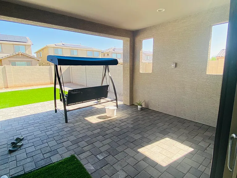 8928 W Missouri Ave — Photo 54