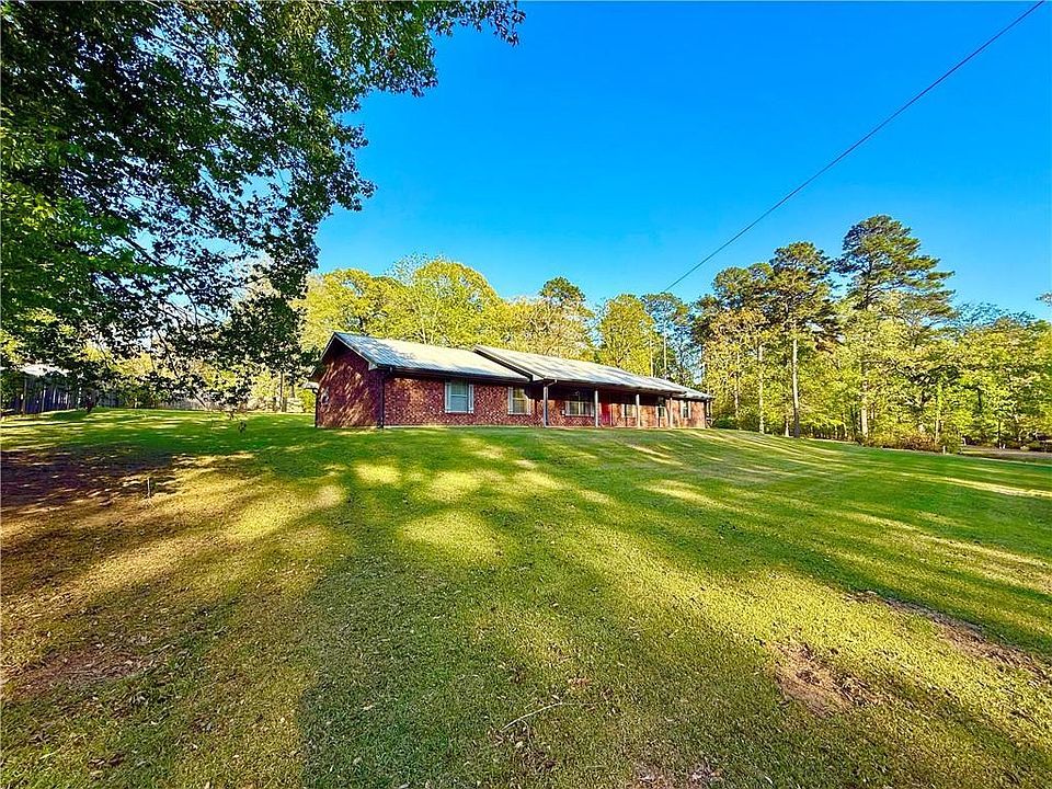 1st image of 2075 Hemphill Dr