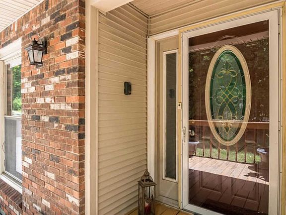 5th image of 316 Wildwood Cir