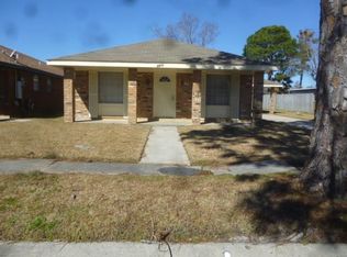 9873 Andover Dr, New Orleans, LA 70127