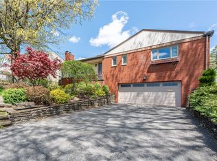 753 Artvue Dr, Pittsburgh, PA 15243