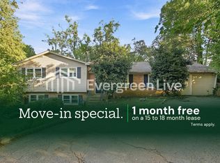 2043 Evergreen Dr, Boiling Springs, SC 29316
