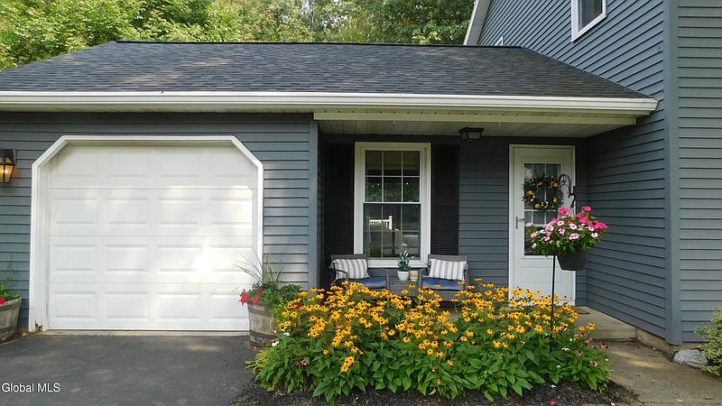 2nd image of 47 Algonquin Road