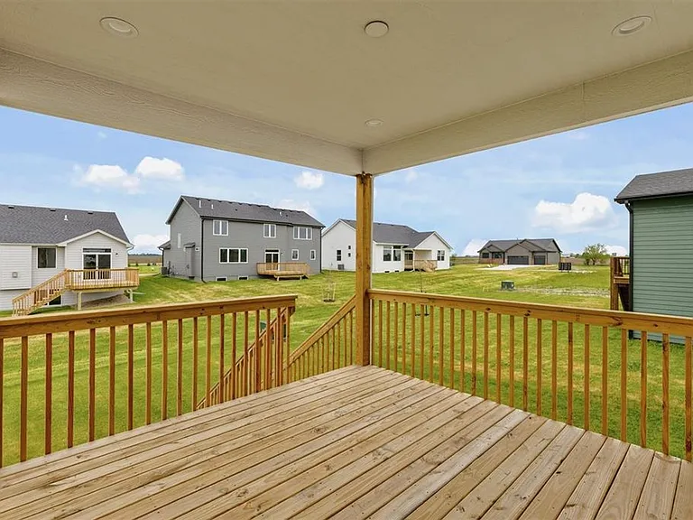 1410 NW Linda Ln — Photo 20