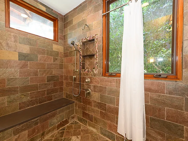 Primary Ensuite