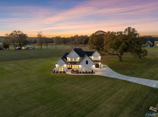 102 Sydney School Way, Hazel Green, AL 35750