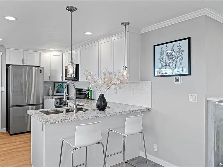 2301 Bonair Pl SE — Photo 8