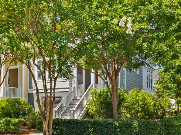 2621 Townsend Pl, Daniel Island, SC 29492