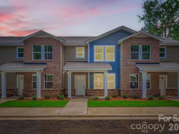 1614 Ct Brooks Cir, Charlotte, NC 28212