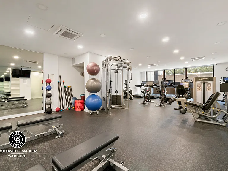 900 Park Ave #5E — Photo 13