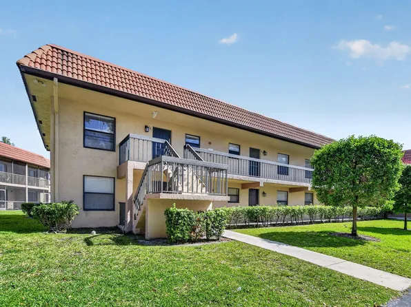 21895 Lake Forest Cir, Boca Raton, FL