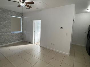 9553 SW 169th Pl, Miami, FL 33196