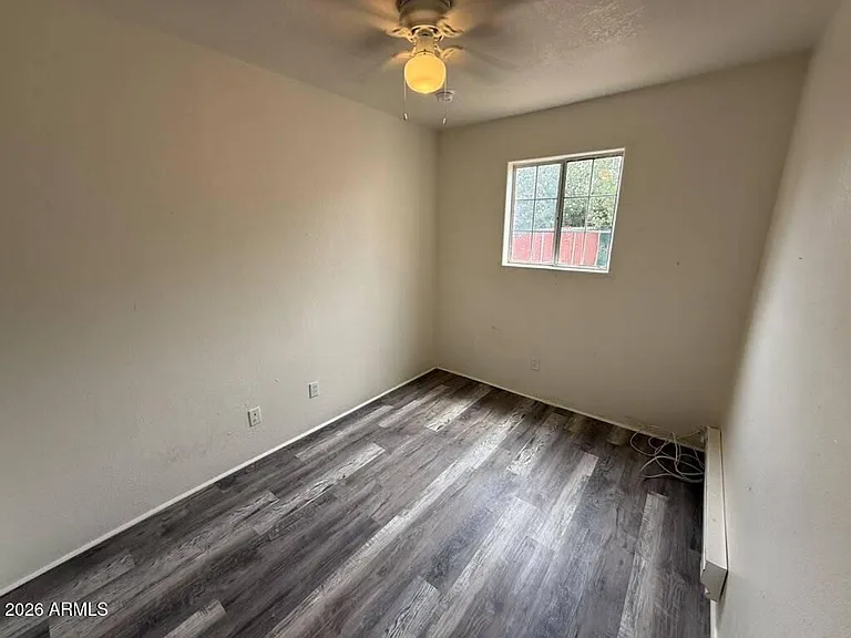 1305 N C Ave — Photo 10
