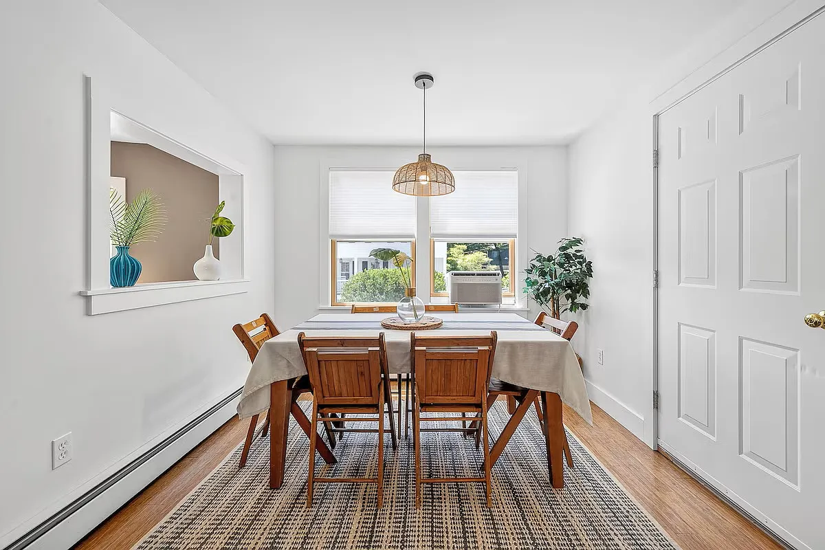 2 bed, 1100 sqft, $1,995 — Photo 4