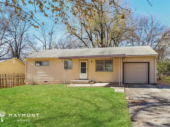 8608 Bristol Ave, Kansas City, MO 64138