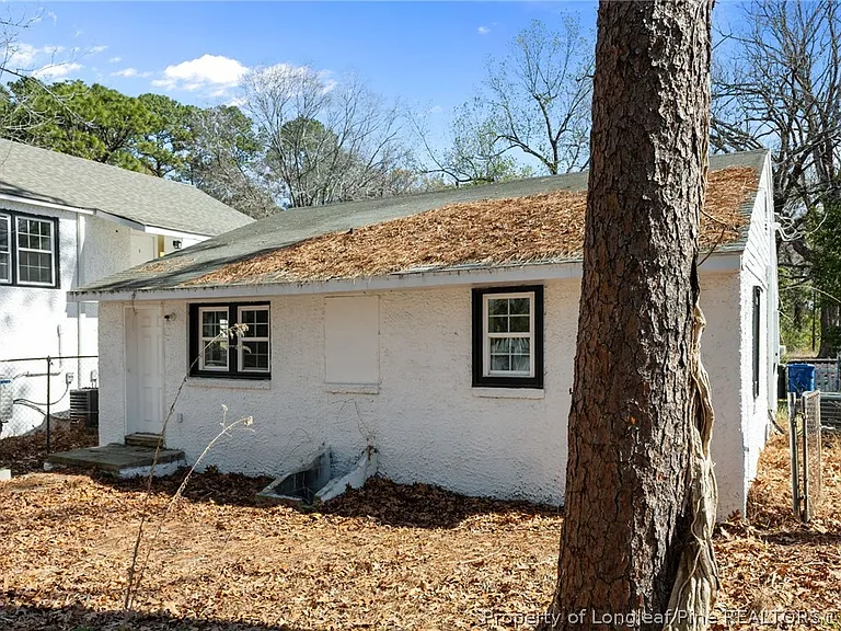 5109 Higgins St — Photo 21