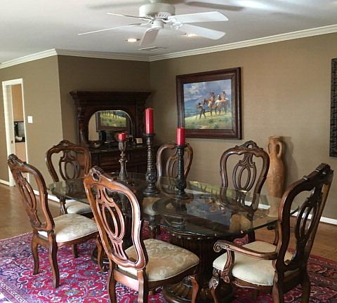 2nd image of 2206 Country Club Dr