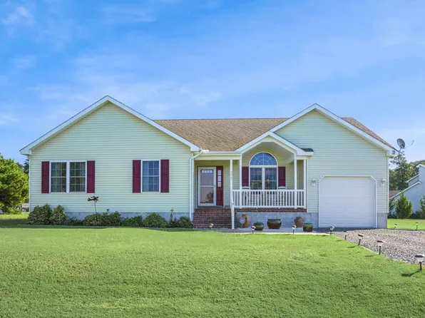 3047 Meridian Dr, Greenbackville, VA 23356