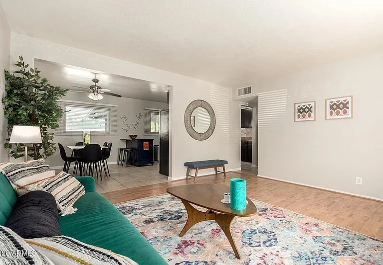 1412 W 7th Pl — Photo 21