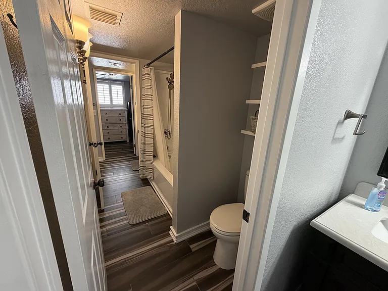 1800 E Club House Plz #83-1 — Photo 10
