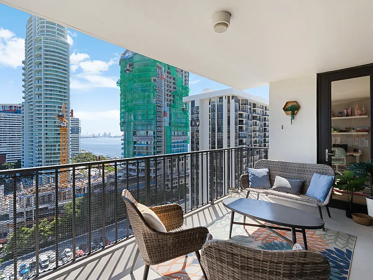 1901 Brickell Ave #B1809 — Photo 3