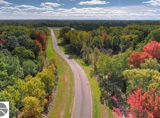 1636 Mary Lou Mnr, Interlochen, MI