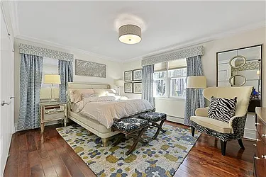 Sold by Exclusive Properties Sotheby's International Realty